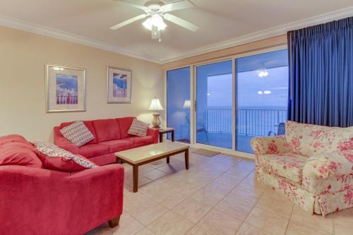 Boardwalk Penthouse & Studio (#2212)