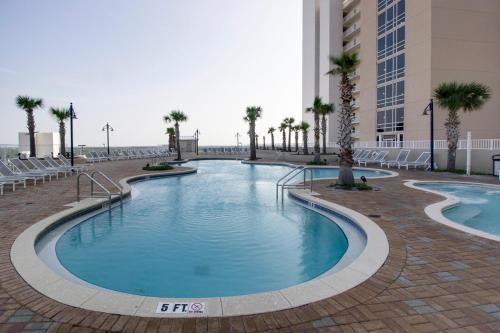 1118 Laketown Wharf