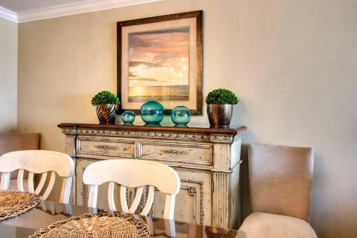 Gulf Gate Unit #212