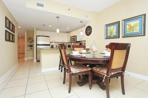 Apartamento Grand Panama Tower I - 807 - 1009853 Condo