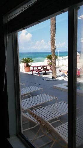 Aparthotel Pineapple Villas