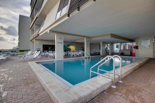 Gulf Gate 412