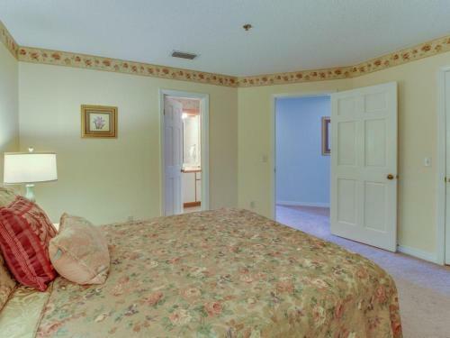 The Inn At St. Thomas Square #1305a