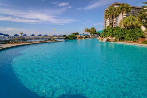 Edgewater Golf Villa #1509