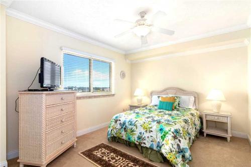 Hidden Dunes 405, 3 Bedrooms, Beachfront, Hot Tub, Pool Access, Sleeps 6