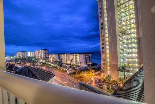 Apartamento Grand Panama Resort 2-202 By Zia