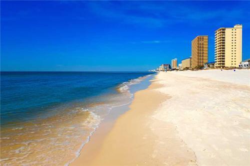 Treasure Island 804, 2 Bedroom, Beachfront, Wifi, Sleeps 8