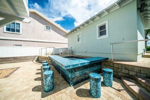 Coastal Beach Bungalow