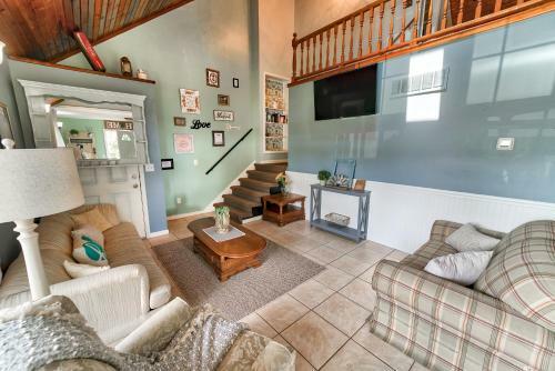 Coastal Cottage Farmhouse