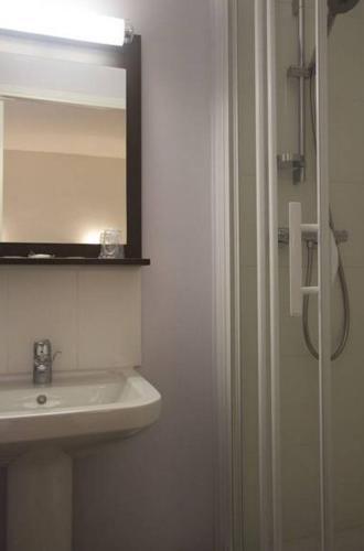 Hotel L�opol
