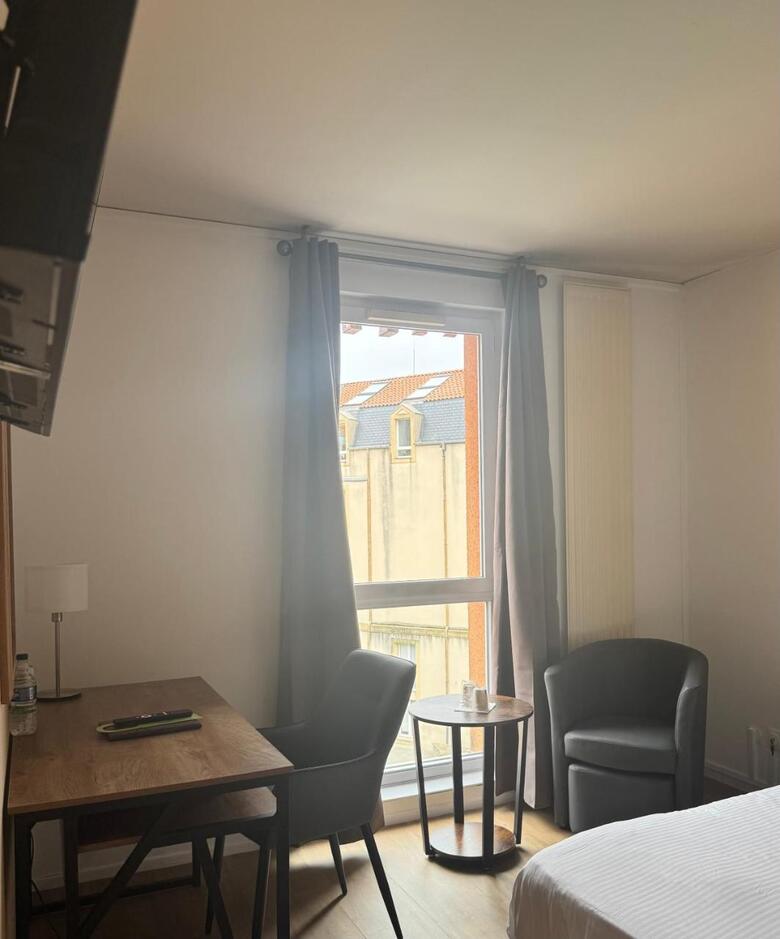 Hotel H�tel Du Th��tre