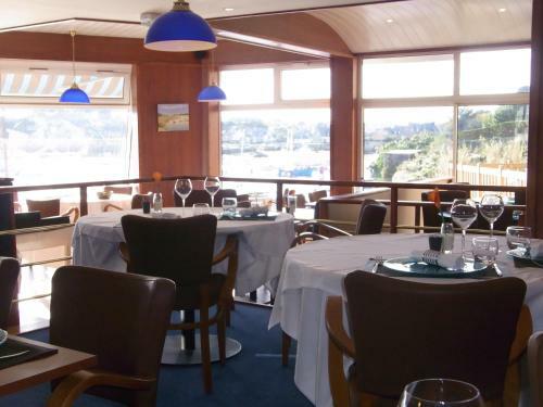 Hotel H�tel Des Rochers