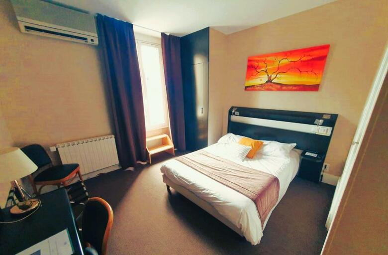 Hotel Des Bourbons