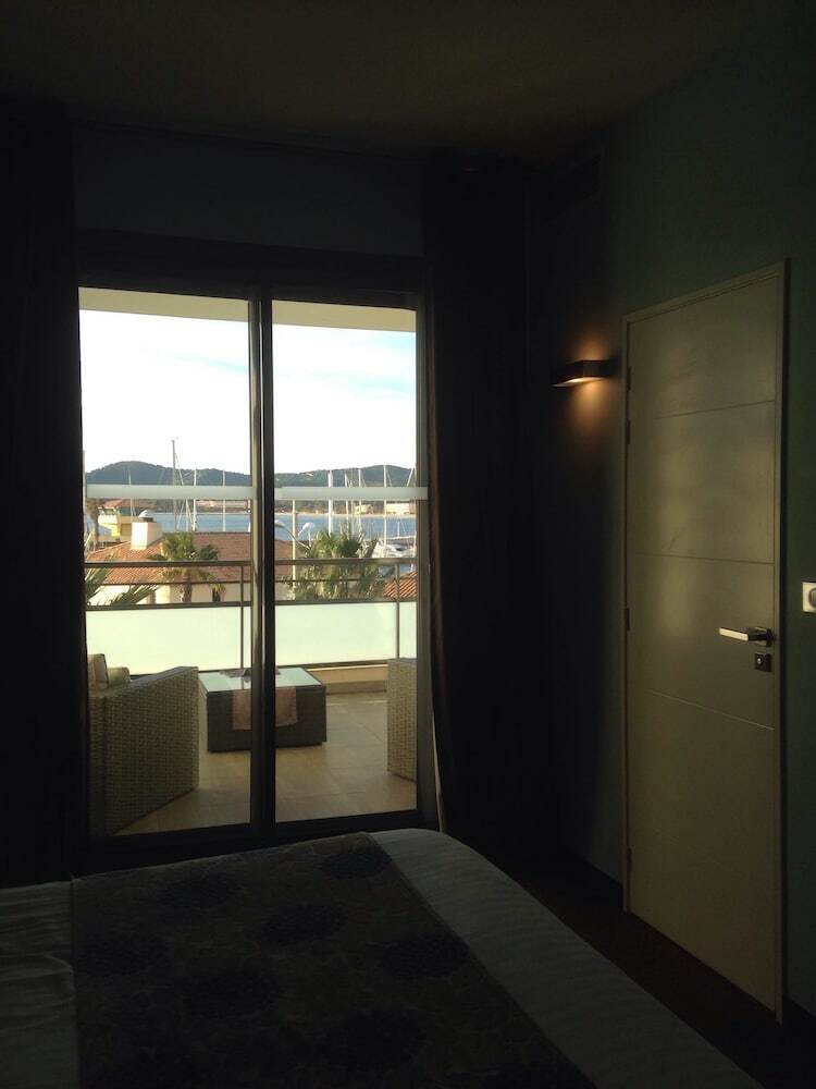 Hotel H�tel Baptistin