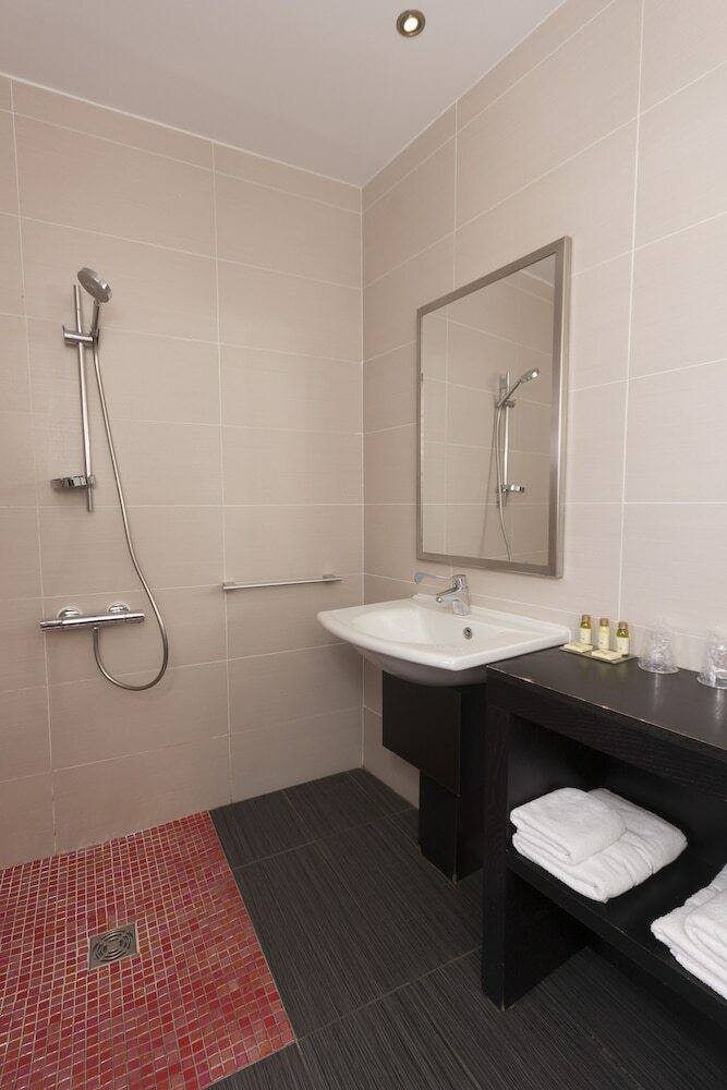 Hotel H�tel Baptistin