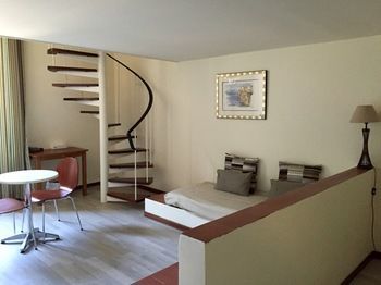 Hotel H�tel Du Centre Nautique