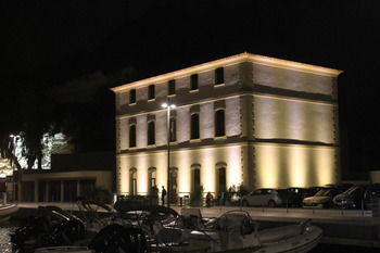 Hotel H�tel Du Centre Nautique