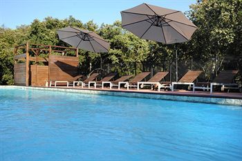 Disini Luxury Hotel