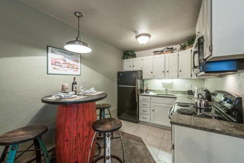 Apartamento Cozy Carriage House Condo