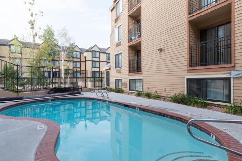 Apartamento Cozy Carriage House Condo