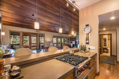 Crescent Ridge Park City