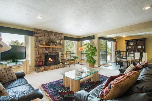 Park West Town Home 3920