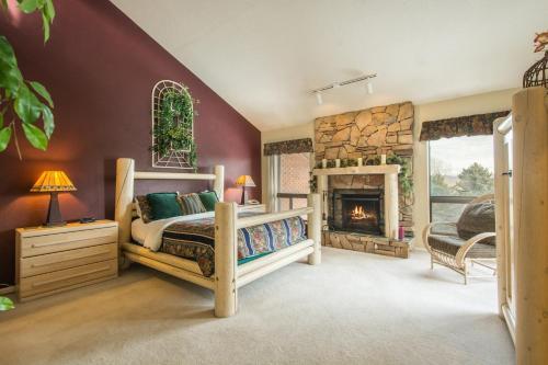 Park West Town Home 3920