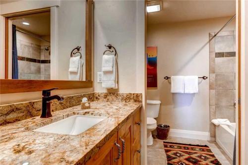 Apartamento Town Pointe A102