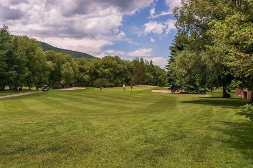All Seasons 2 Bedroom Elk Ridge