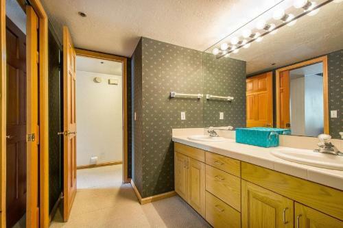 All Seasons 2 Bedroom Elk Ridge