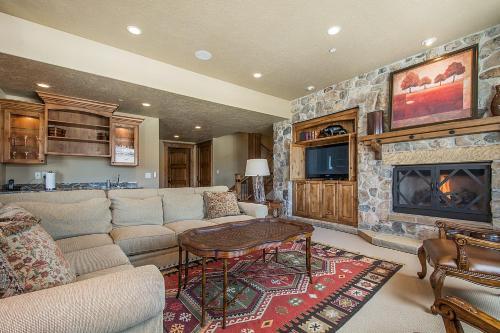 Villa Blacktail Lodge - Five Bedrooms