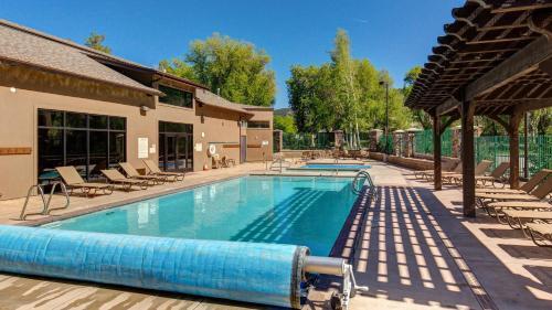 Apartamento 1704 Captain Molly Drive Condo