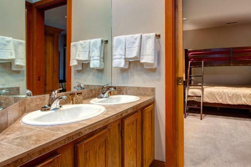 Apartamento Silver Cliff Condo