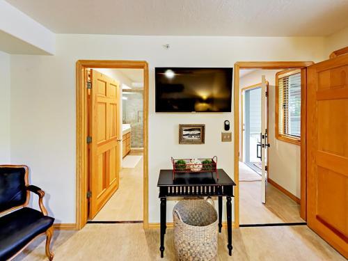 1132 Stonebridge Circle Townhouse