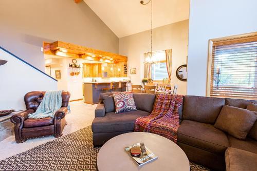 Stonebridge Ski Lodge Townhouse