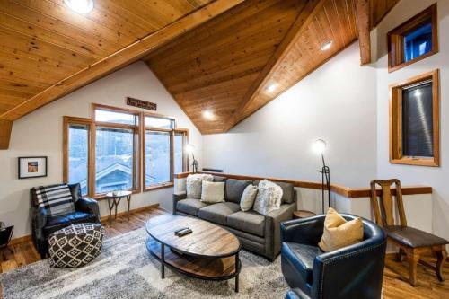 Mountainside Park City Crowning Glory 1190 Lowell Avenue