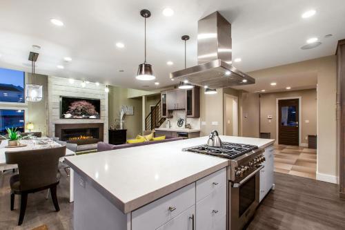 Park Avenue Pearl Home