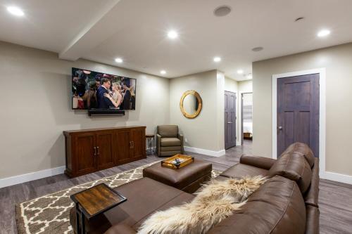 Park Avenue Pearl Home