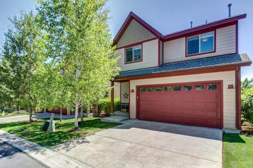 Home In Bear Hollow