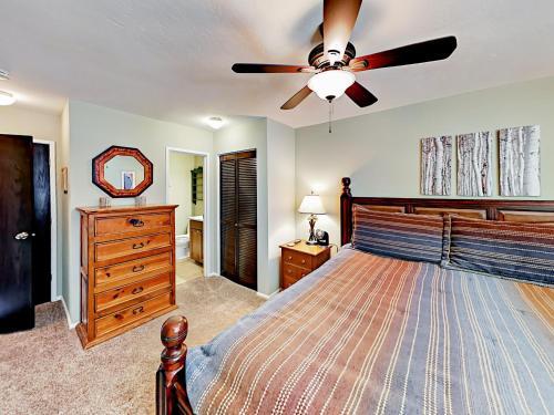 2148 Apache Trail Townhouse #11