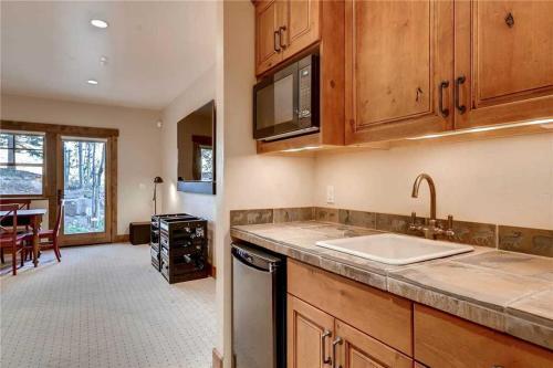 Red Pine Residence