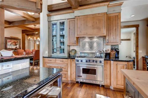 Red Pine Residence
