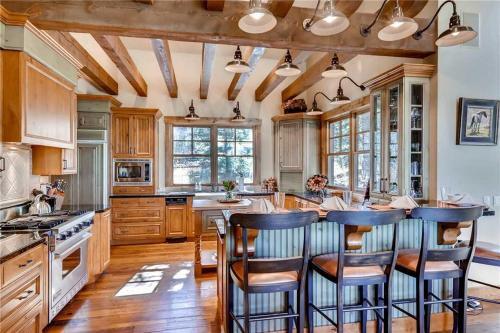 Red Pine Residence
