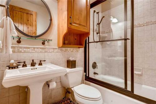 Red Pine Residence