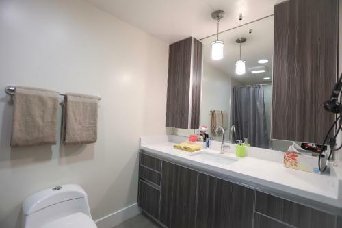 Apartamento Pasadena Walk To Convention Center