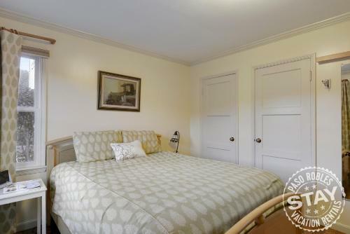 Vin Rouge 51 Four-bedroom