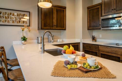 Paso Park Suite 201