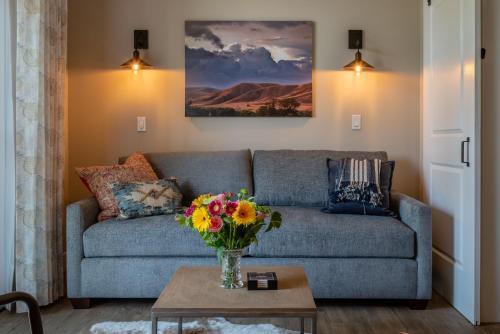 Paso Park Suite 201