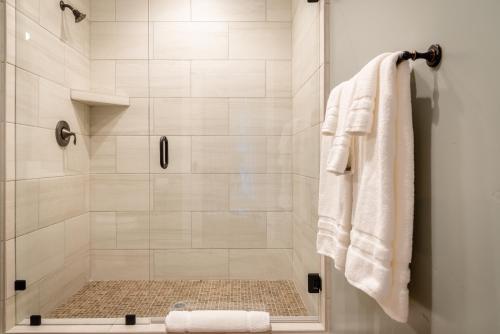 Paso Park Suite 201