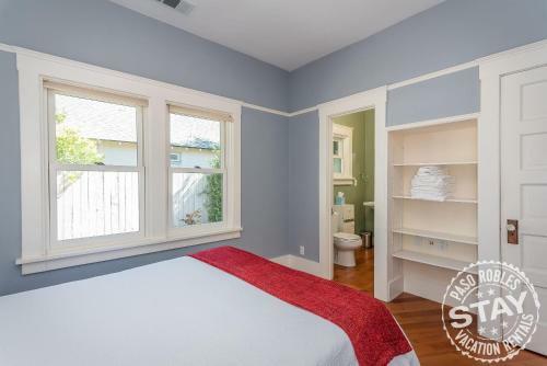 Bungalow On Vine 1536